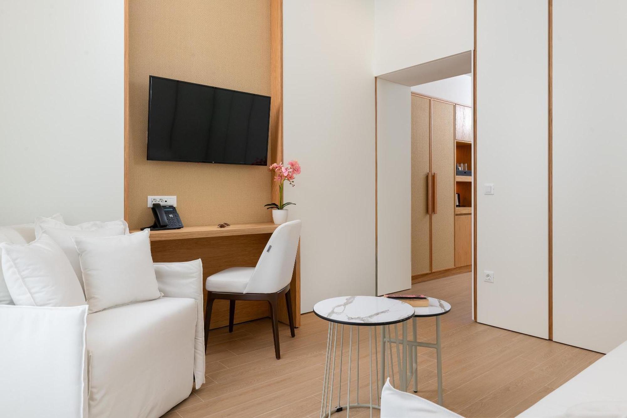 The 12Th City Hotel Rhodes City Екстериор снимка